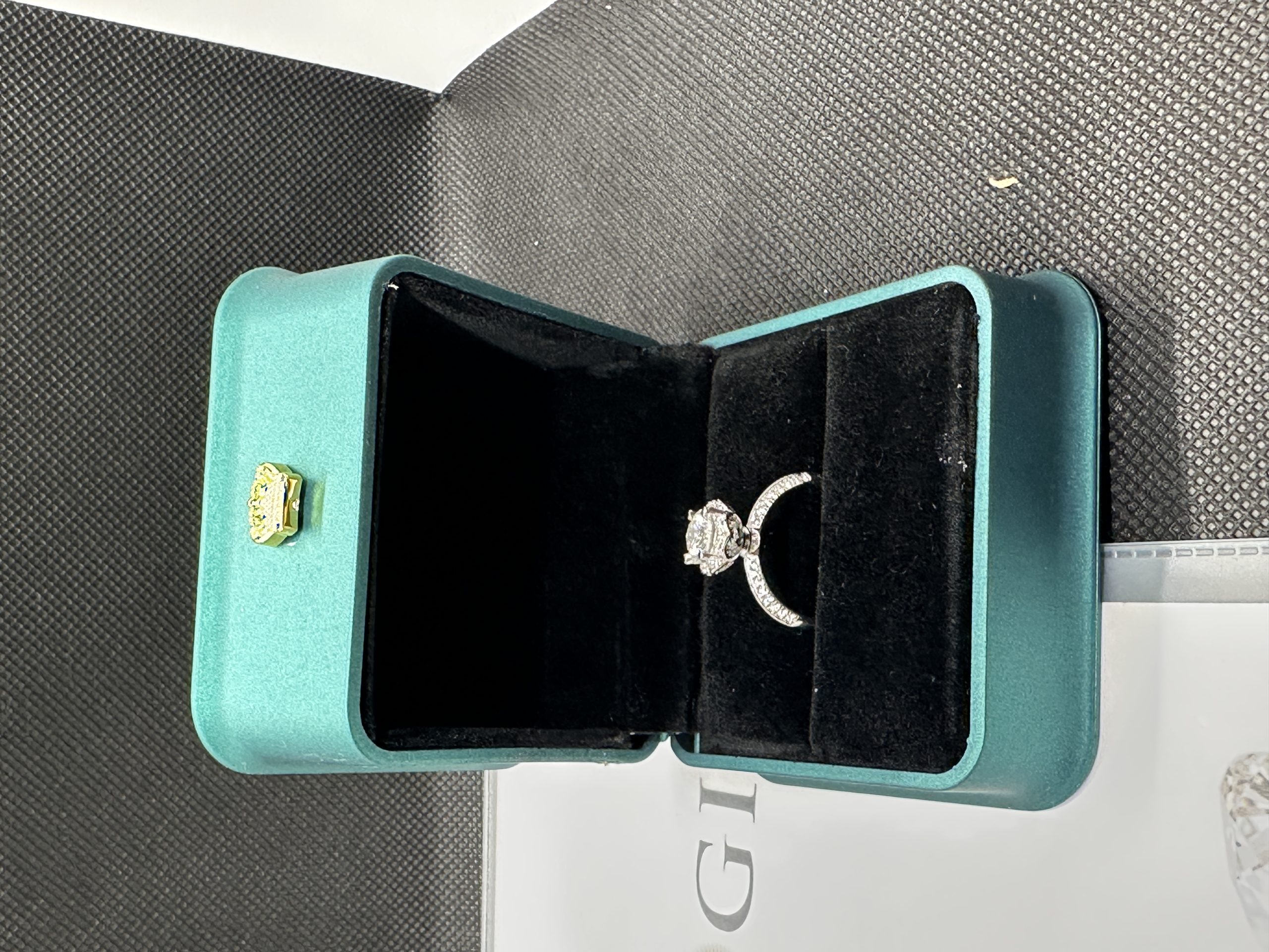 ダイヤの指輪 ダイヤモンド 天然ダイヤモンド1.01ct GIA証明書 AU750指輪