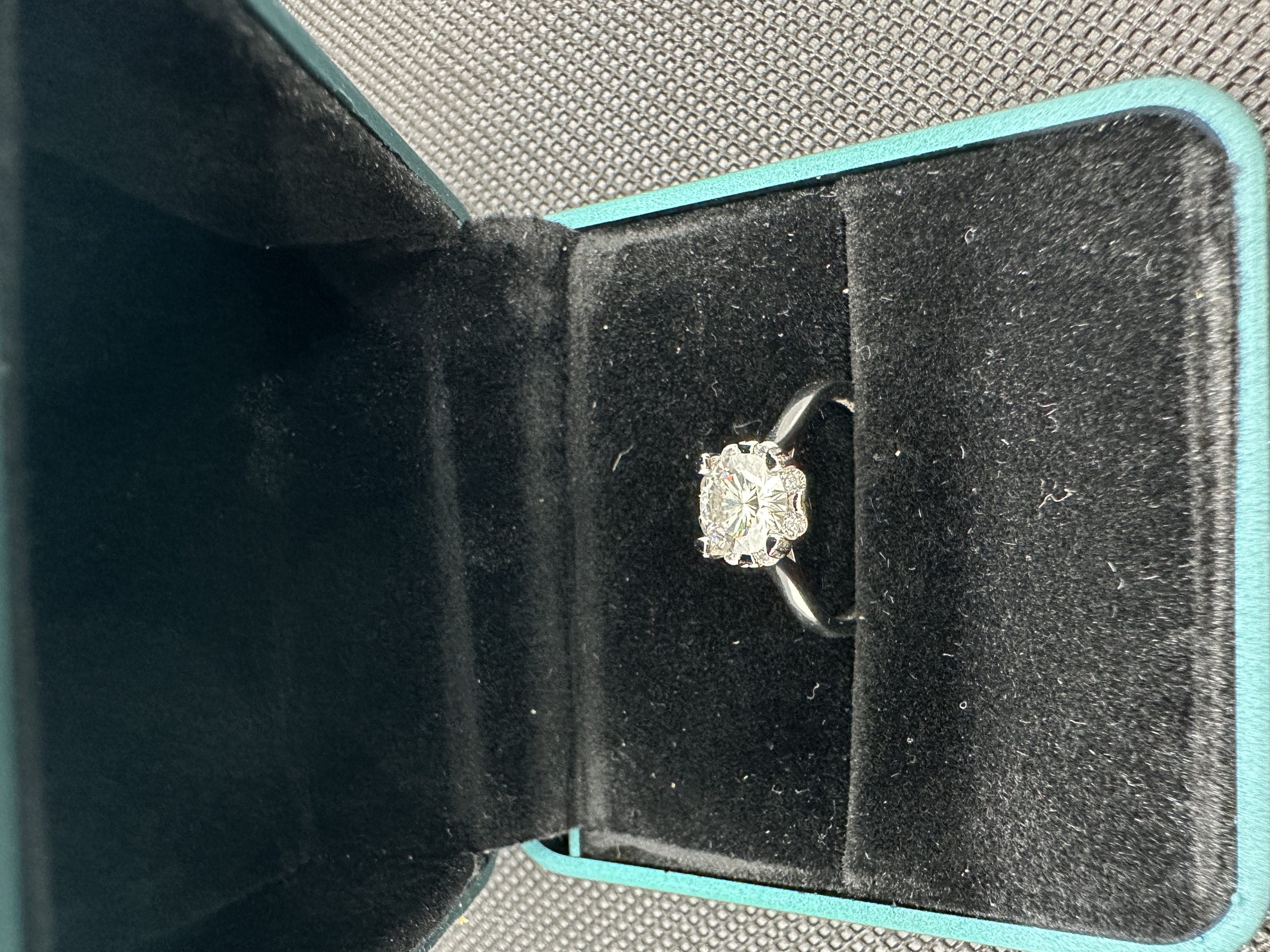 ダイヤの指輪 スイート テン 指輪 天然ダイヤモンド1.01ct GIA証明書 AU750指輪