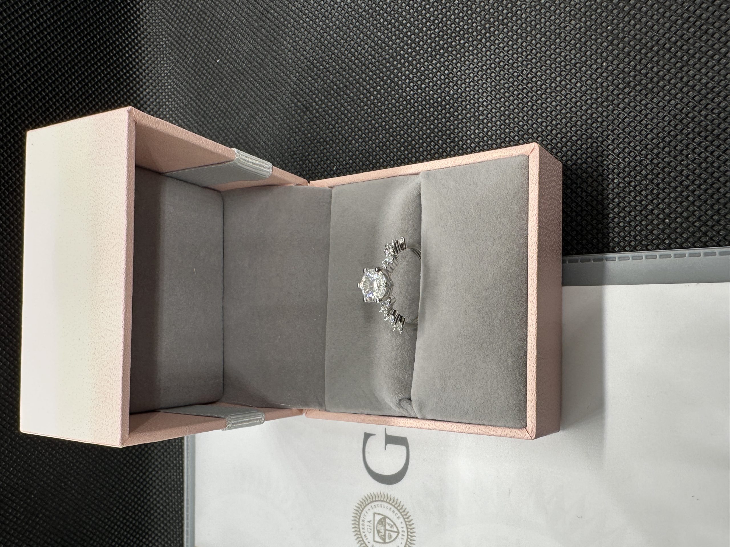 ダイヤの指輪 スイート テン 指輪 天然ダイヤモンド1.01ct GIA鑑定書 AU750指輪